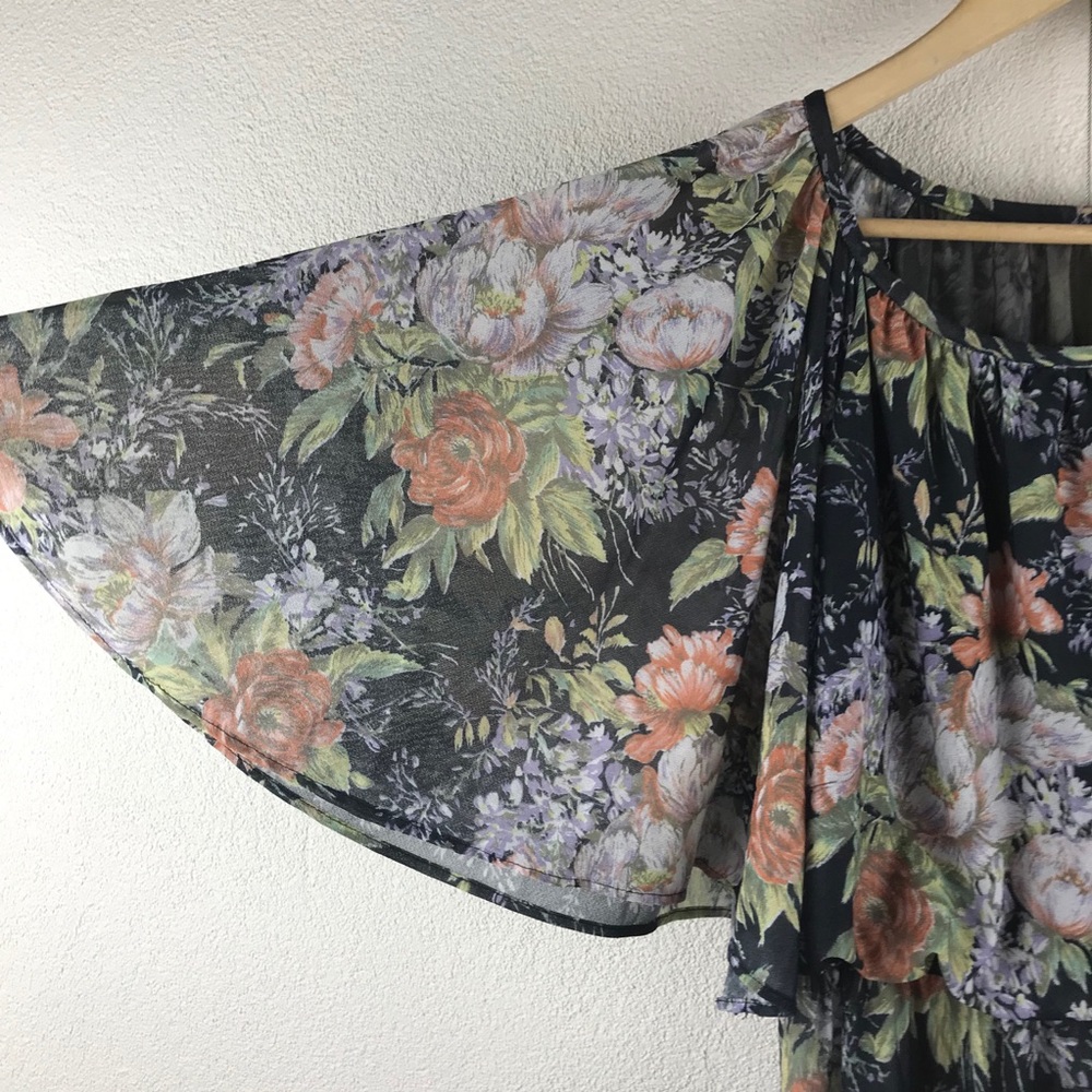 Vintage l 70s M Bohemian Cottagecore Floral Semi-Sheer Cape Flutter Sleeve Dress - Picture 3 of 14